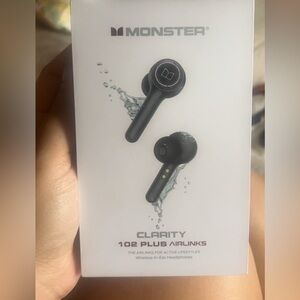 Monster 102 Plus Earbuds